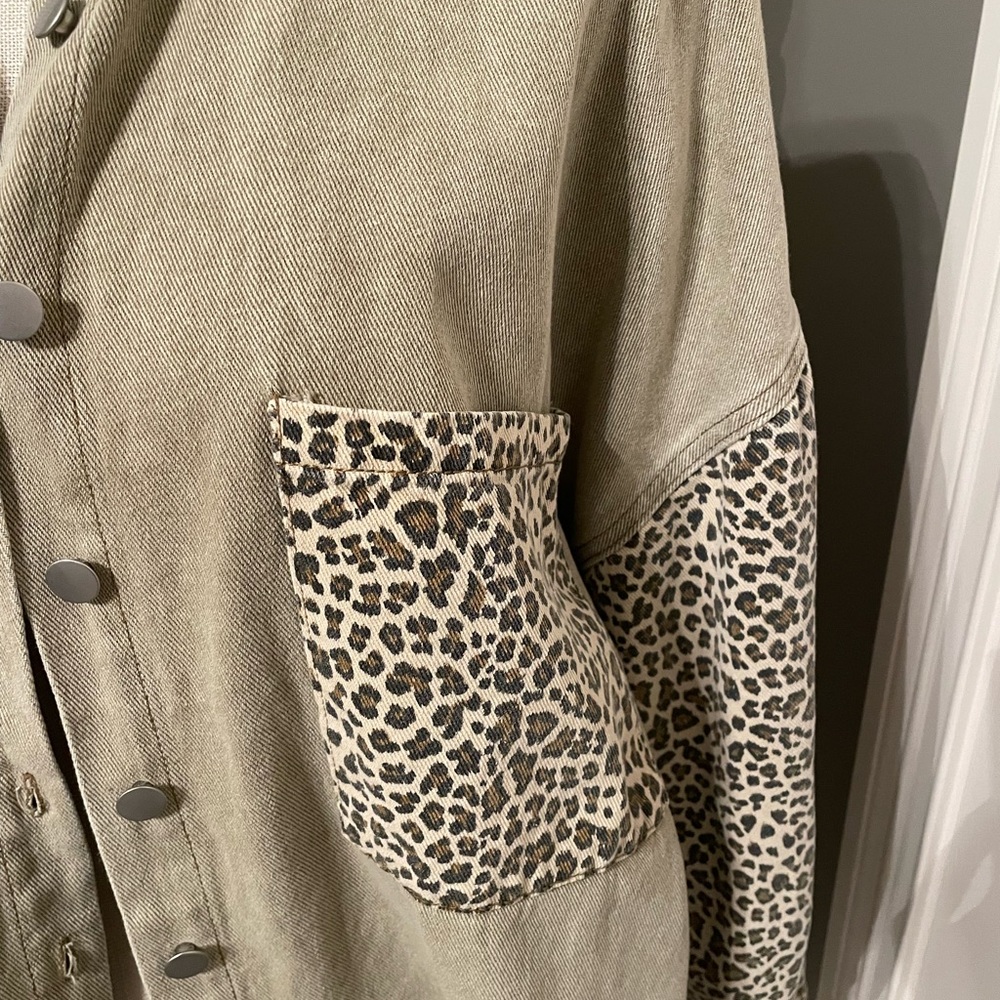 NEW button up jacket - Picture 2 of 3